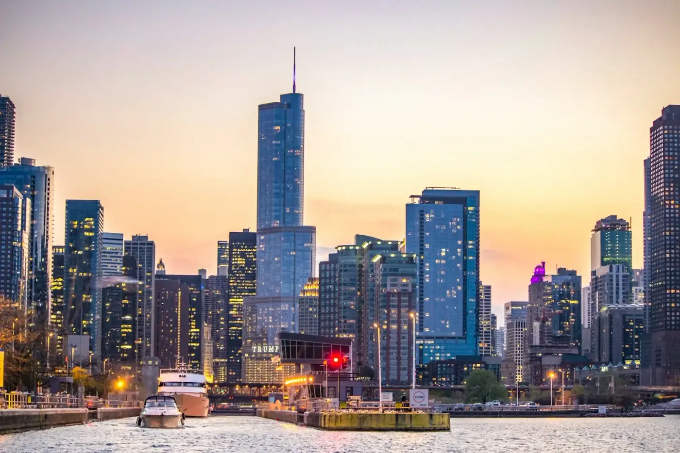 Lake Michigan Sunset Cruise in Chicago